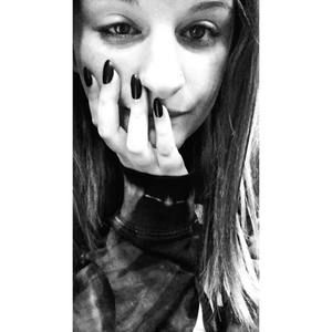 Meet your Posher, Hillary